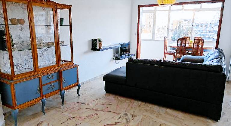 Rental apartment with terrace — photo 2