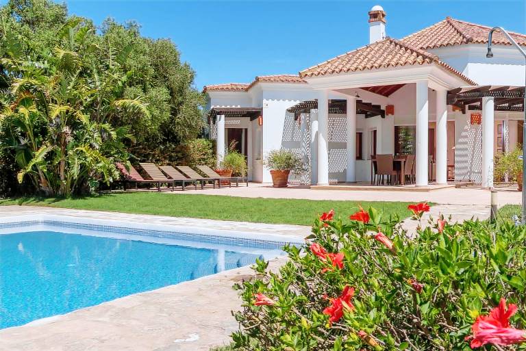 "Luxury Villa Malva" with Pool, Wi-Fi, Terrace and Garden — photo 3