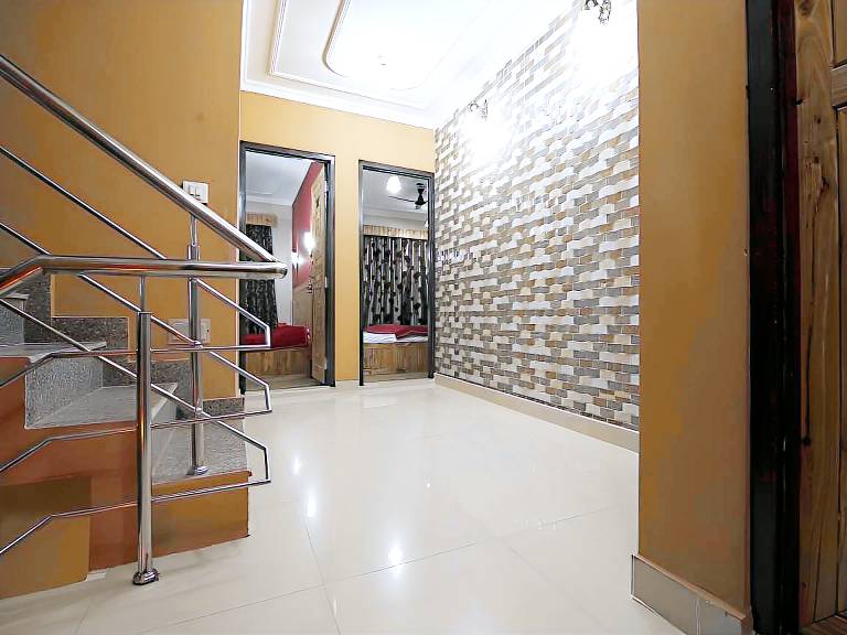 Child-friendly serviced apartment with pool, patio & grill | Suitable for remote work | Pets allowed — photo 4