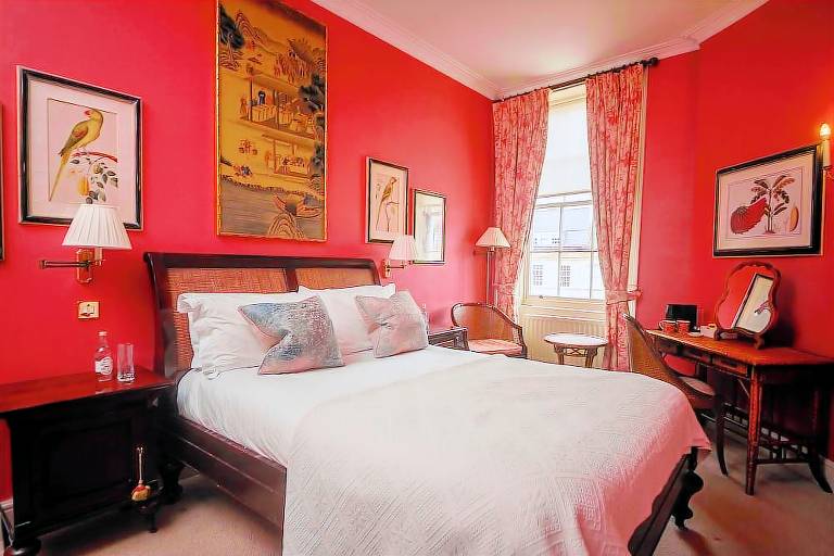 Bed & Breakfast Bath