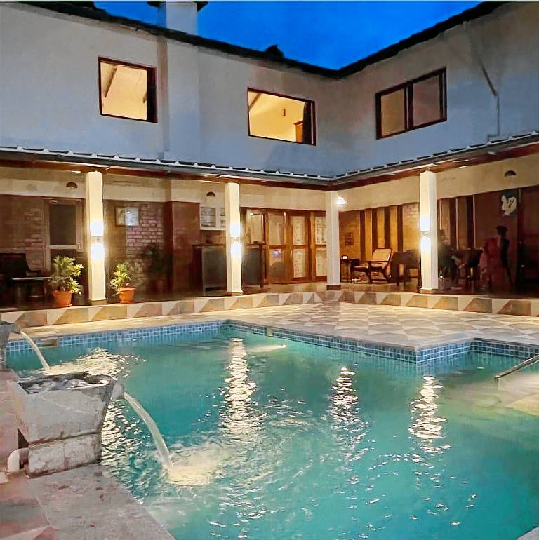 VILLA 248
