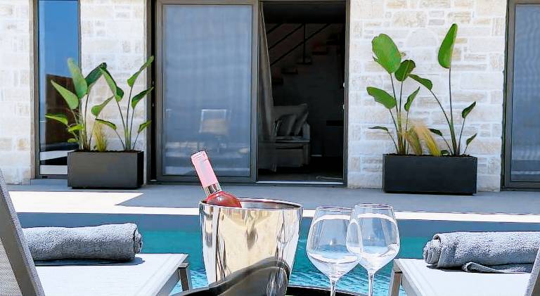Fully equipped villa with garden, private pool & terrace | Good for workation | Dogs allowed — photo 4