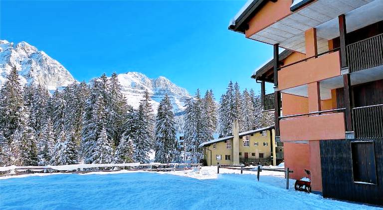 Holiday apartment with 1 room for 5 persons in Pinzolo