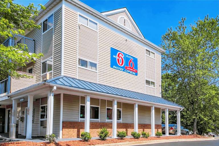 Motel 6 Greensboro, NC - I-40 in Greensboro, NC