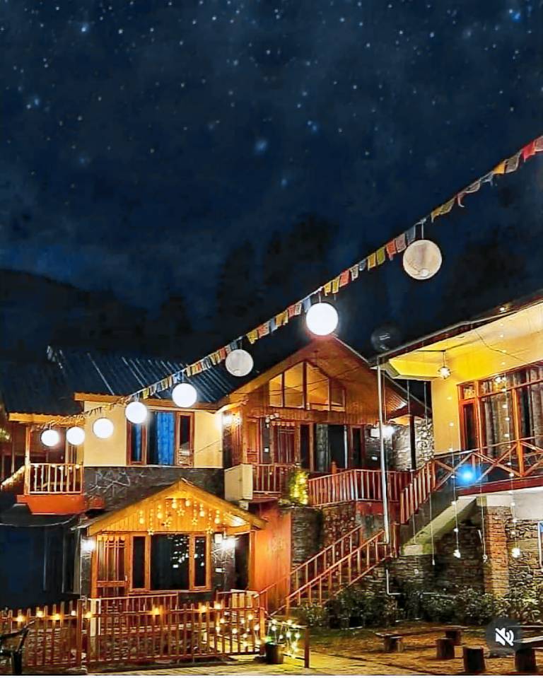 Majestic View Cottages in Kullu