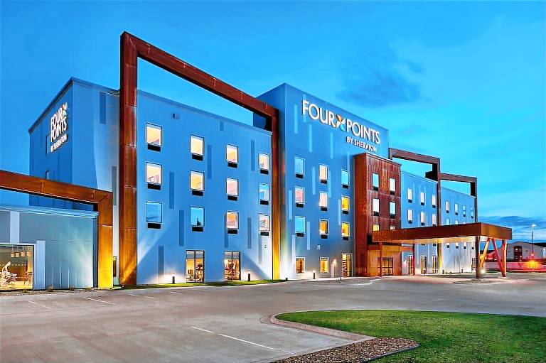 Four Points by Sheraton Fargo Medical Center