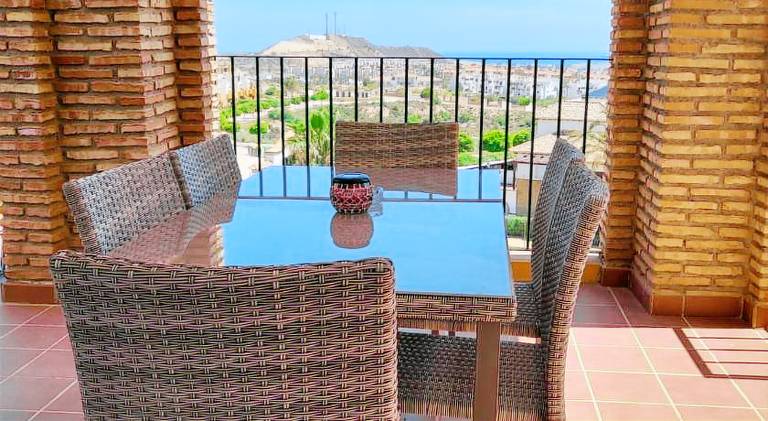 Rental apartment with pool & hot tub — photo 3