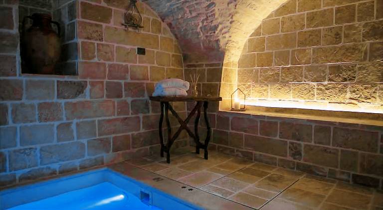 Vacation home with pool & jacuzzi | Pets are welcome — photo 5