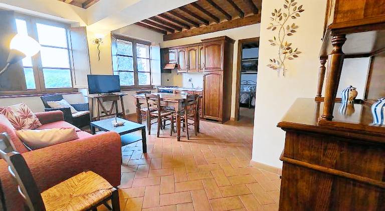 House with patio, yard & barbeque | Pets are welcome — photo 2