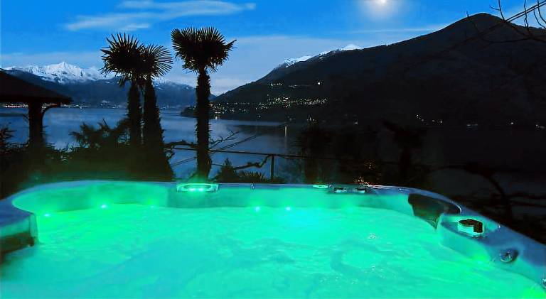 Villa with hot tub — photo 2