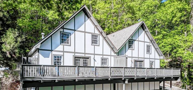 House  Sautee Nacoochee