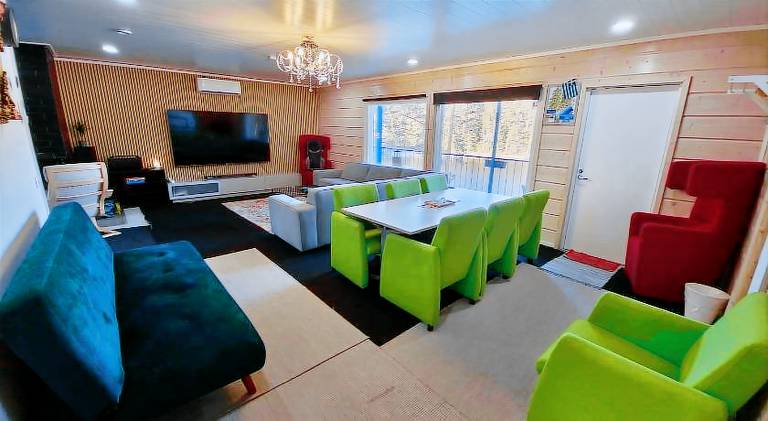 Villa with hot tub | Pets allowed — photo 3