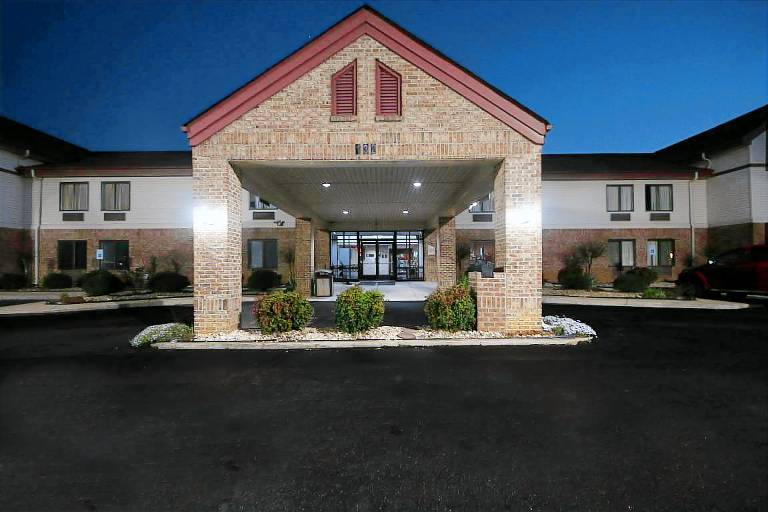 Red Roof Inn Gaffney — photo 3