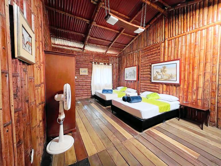 Children-friendly house with pool, barbecue & patio | Garden view | Pets are welcome — photo 3