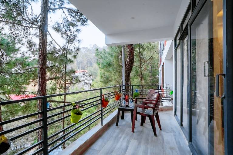 Rental apartment with yard — photo 5