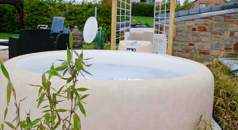 Gite coquet 2 chambres, 2 salles de douches avec piscine, spa — photo 4