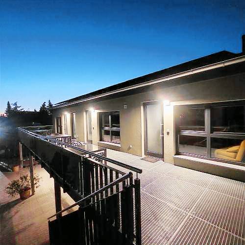Apartment with grill & patio | Pet-friendly — photo 3