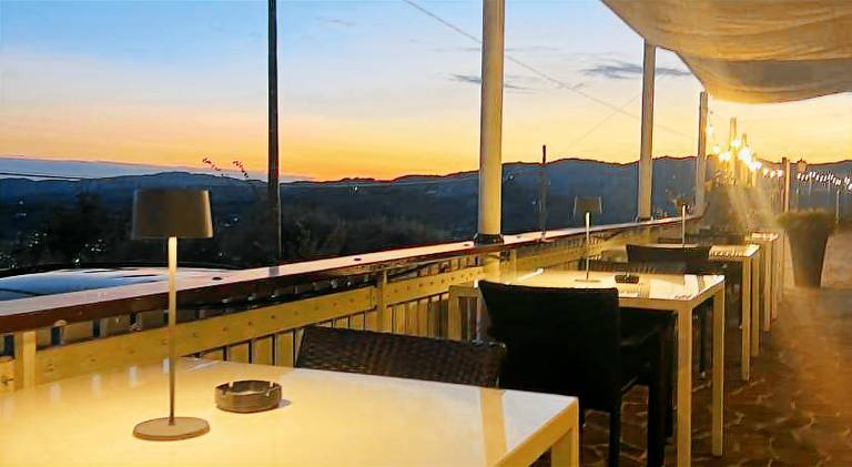 El Cielo - Rooms with Panoramic View & El Carnicero Restaurant — photo 5