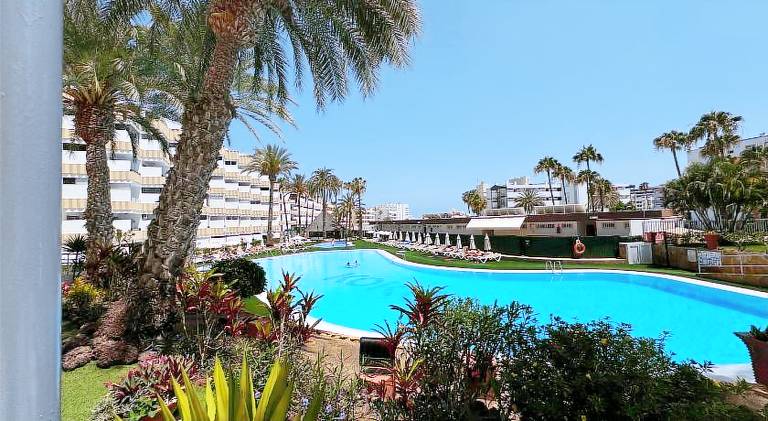 Apartment with yard, terrace & private pool | Good for workation | Pets are welcome in San Bartolomé de Tirajana