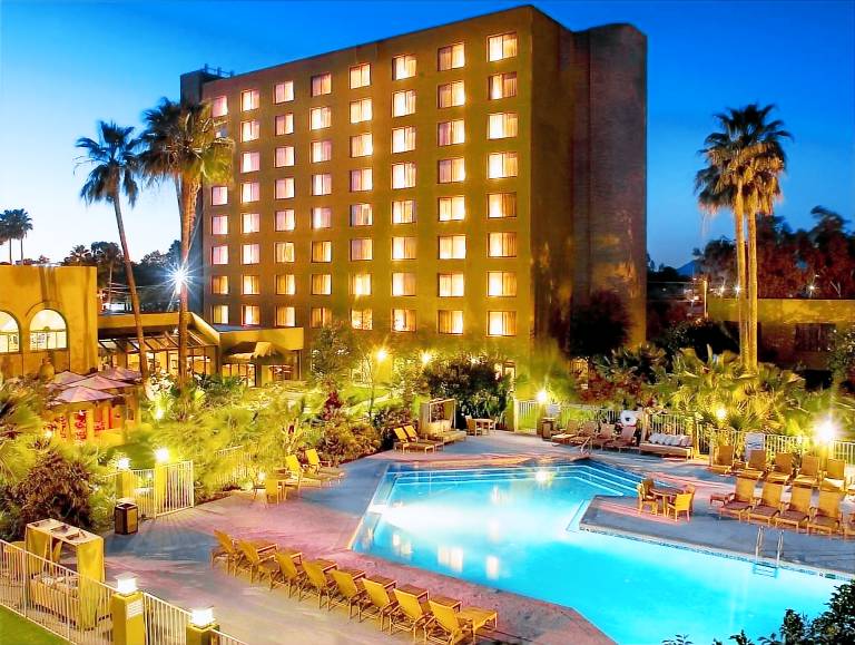 DoubleTree by Hilton Tucson- Reid Park in Tucson, AZ