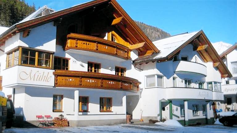 Ferienwohnung mit Hund in Galtür für max. 6 Personen Ferienwohnung mit Hund in Galtür für max. 6 Personen