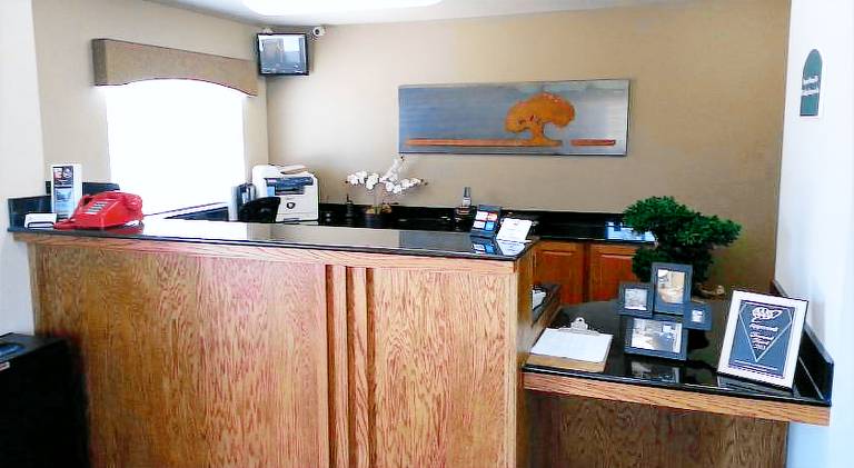 Travelodge by Wyndham McAlester — photo 3