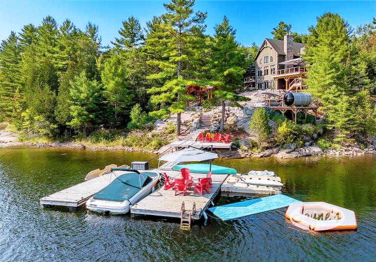 Cabin  Parry Sound