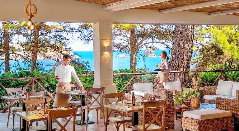 Gattarella Family Resort Puglia - Standard Half-Board a buffet — photo 3