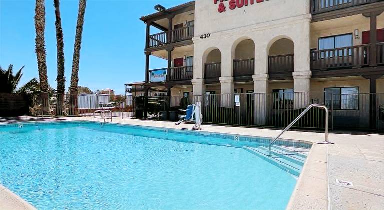 Palms Inn & Suites — photo 5