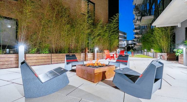 Luxury Stay In Midtown, 4 minutes to Mercedez Benz Stadium and more! — photo 5
