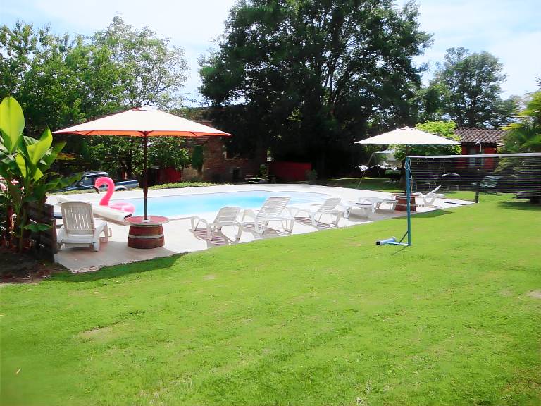 Holiday Home “Gîte Le Séchoir” with Shared Pool, Wi-Fi and Air Conditioning in Gaillard