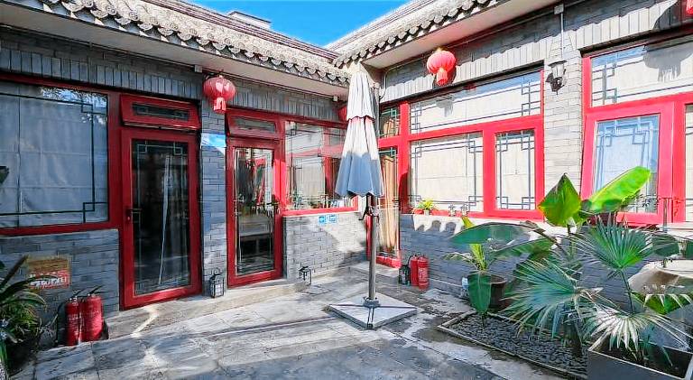 Beijing Hejiali Siheyuan Near the Forbidden City — photo 4