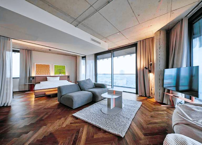 The Zipper Hotel und Apartments — photo 2