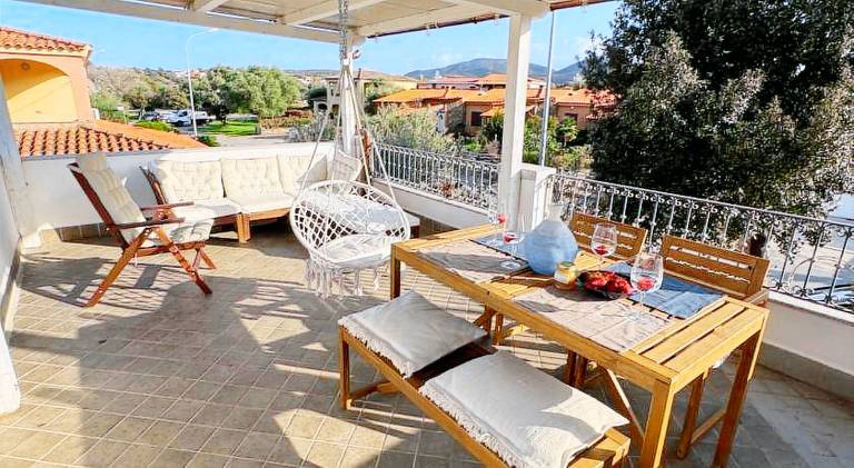Charming holiday apartment with patio & yard | Pets allowed in San Teodoro