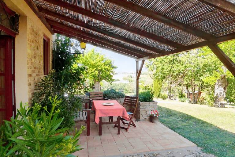 Ferienwohnung mit Hund in Montecarotto, Italienische Adriaküste f&uuml;r max. 5 Personen