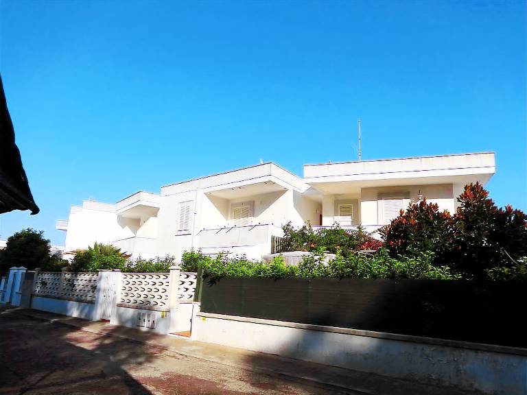 Child-friendly rental apartment with terrace | City view | Next to the beach | Pets allowed — photo 5
