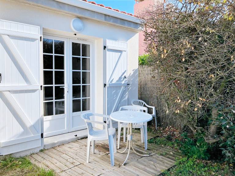 Renovated house near beach with garden, 4 bedrooms — photo 3