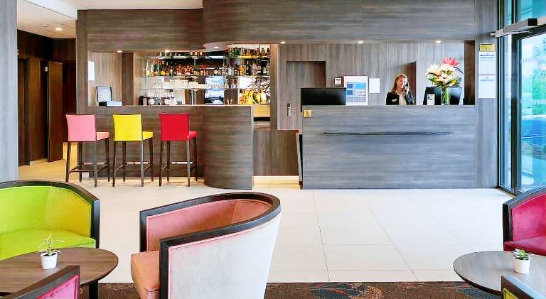 Hotel Roi Soleil Prestige Plaisir - St Quentin — photo 3