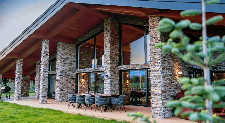 Family-friendly ample villa with yard, sauna & jacuzzi | Pets are welcome in Razlog