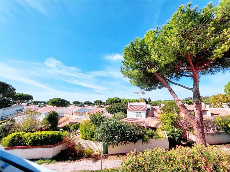 Holiday apartment with 2 rooms for 4 persons — photo 2