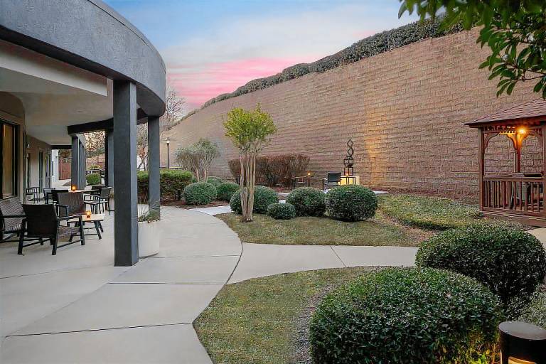 Courtyard by Marriott Danville — photo 4