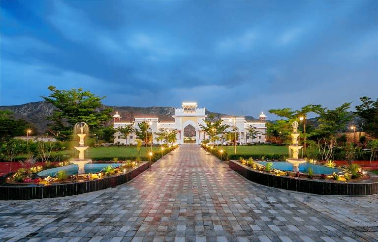 Hukamgarh - A Luxury Boutique Resort — photo 3