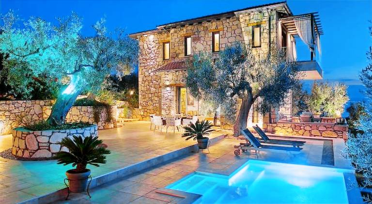 75 m&sup2; Villa