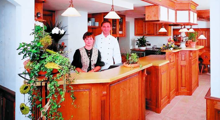 Hotel - Gasthof Spessarttor & Hotel Bergwiesen - Zimmer mit Balkon — photo 4