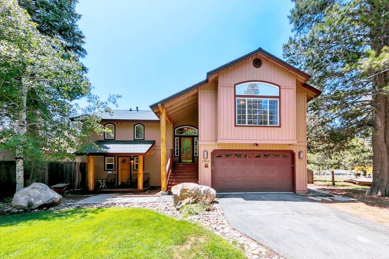 House  Echo Lake