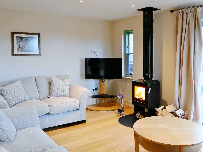 Child-friendly cottage with garden | Pets allowed — photo 2