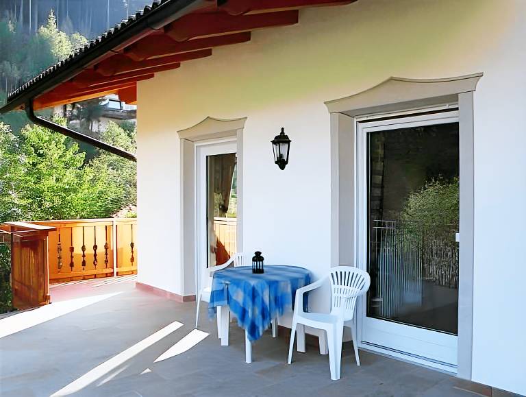 Serviced apartment with garden & patio | Perfect for remote work — photo 4