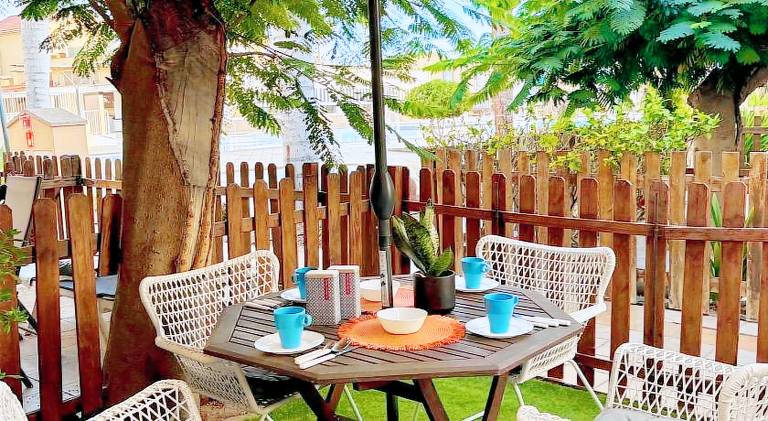 Vacation home with patio, private pool & garden in San Bartolomé de Tirajana