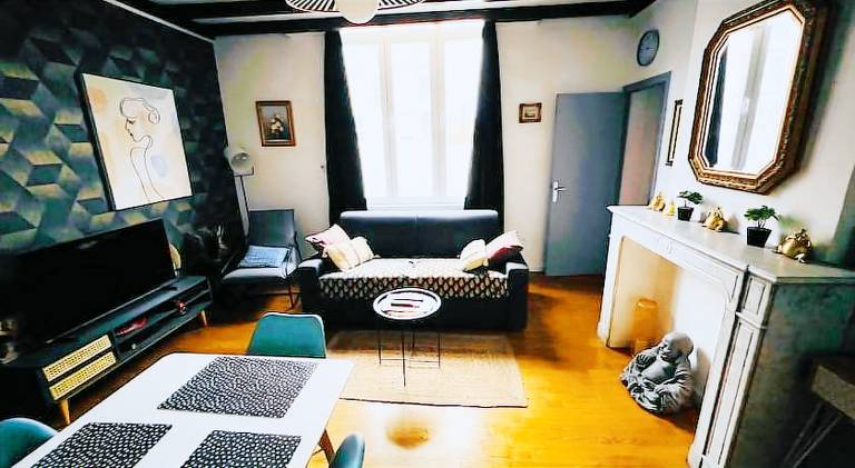 Holiday apartment with 1 room for 4 persons in Valenciennes