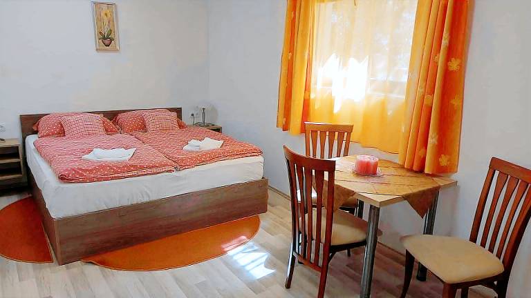 Apartman Kőröshegy